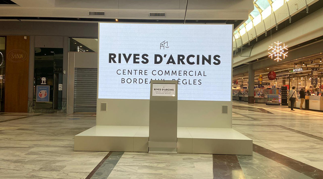 Installation écran LED Laurea Centre Commercial Sapphire