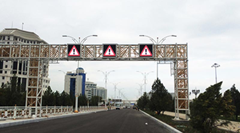 Installation panneaux LED extérieur VMS VTS Laurea – Achgabat Turkménistan