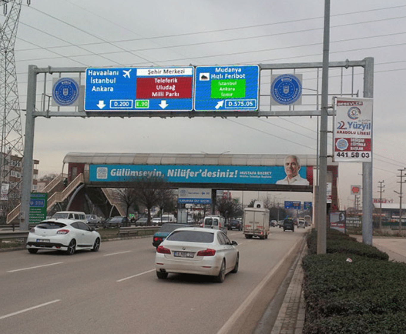 Panneau LED information trafic routier pour collectivités