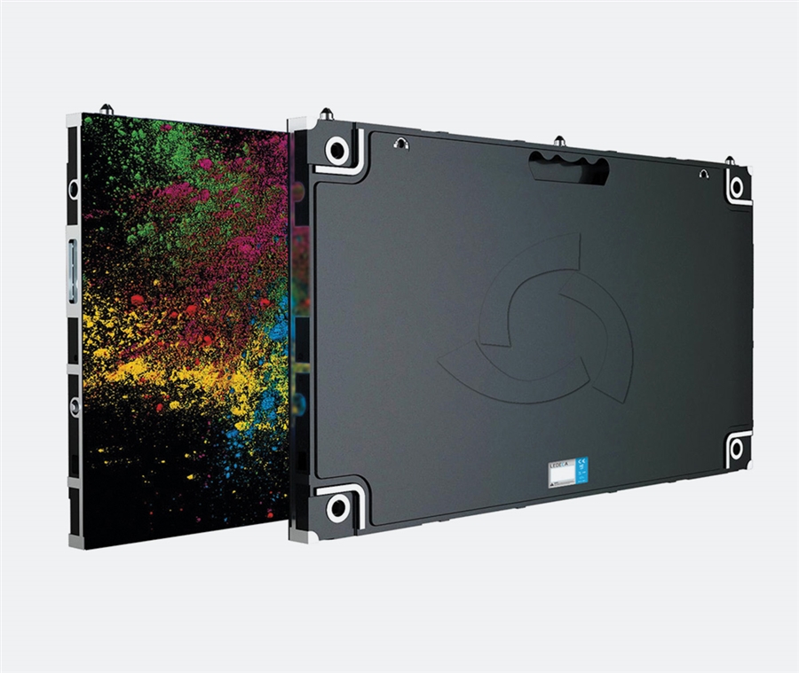 Écran LED Armure FIDS – solution haute fiabilité pour affichage d'informations aéroportuaires 24h/24 7j/7