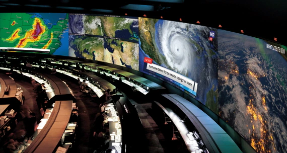 Samsung The Wall dans une salle de contrôle avec affichage de données en temps réel