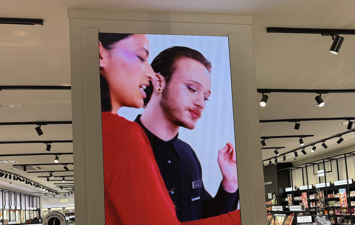 Installation mur LED Sephora Nice Médecin